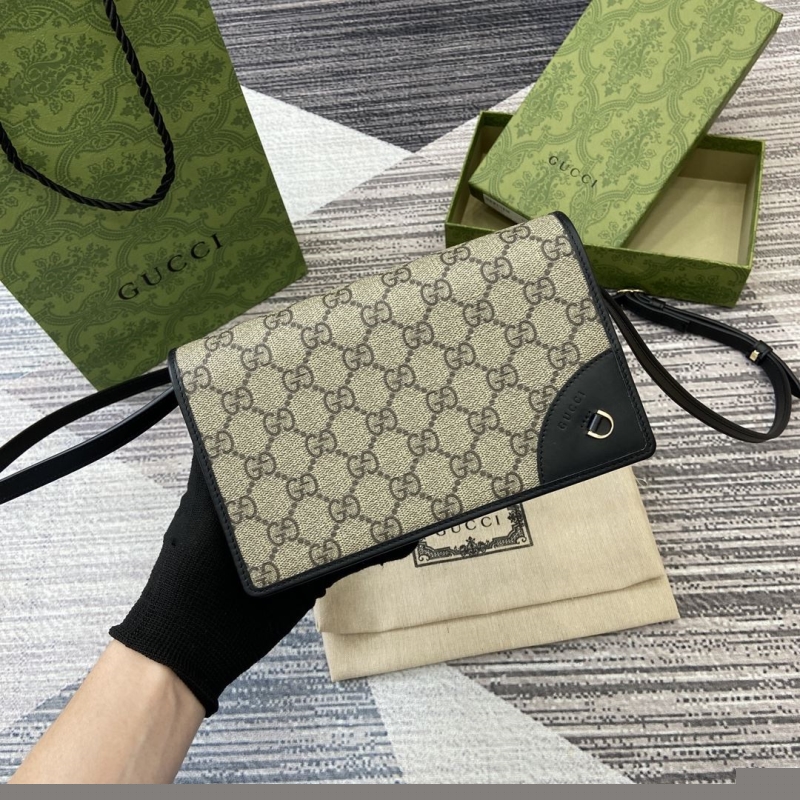 G*u*i wallets & purse